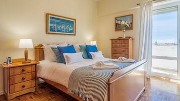 2 Schlafzimmer, Bügeleisen/Bügelbrett, kostenloses WLAN, Bettwäsche