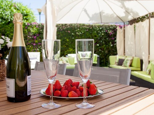 Suitur Villa Terramar Sitges dans le Vinyet