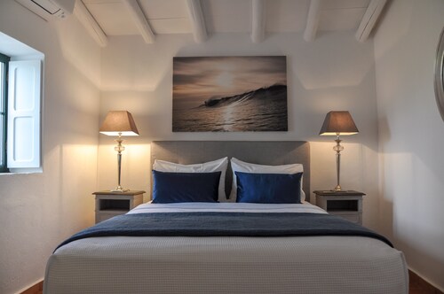 Casa Poente     A wonderful countryside Cottage in the hills of the Algarve..