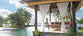 Villa Tri Murti, villa sur la plage de Lovina avec piscine privée à - jusqu'à 10 personnes