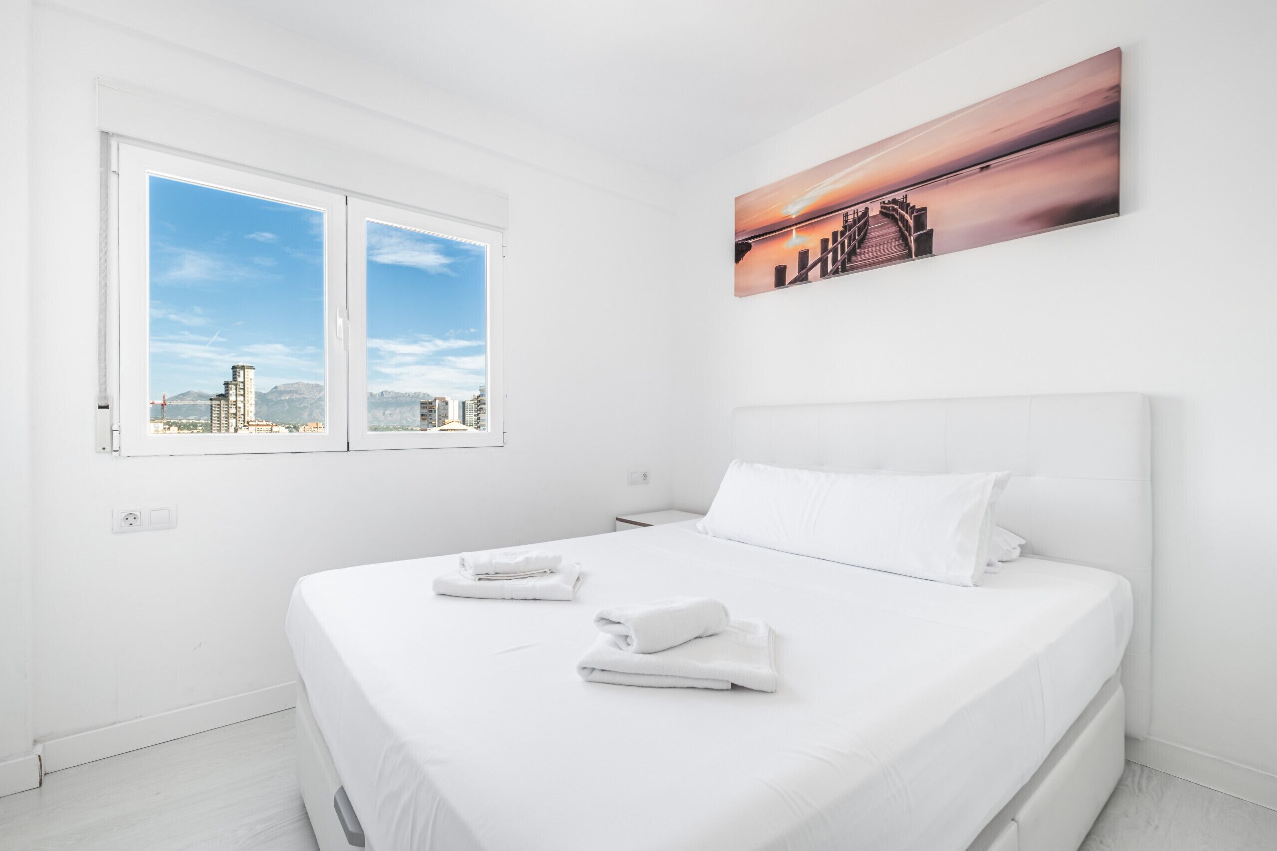 2 chambres, fer et planche à repasser, accès au Wi-Fi (inclus)