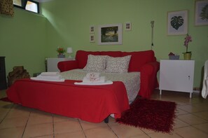 1 غرفة نوم ومكتب ومكواة/لوح كي وواي فاي