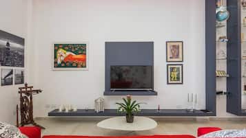 TV