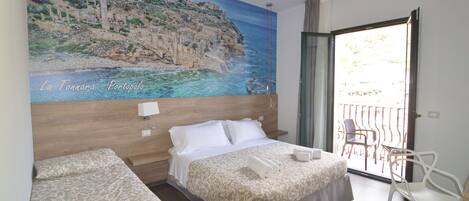 3 عدّة غرف نوم ومكواة/لوح كي وواي فاي وملاءات أسرّة