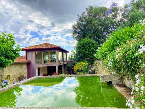 Private farmhouse with pool, games room and large garden