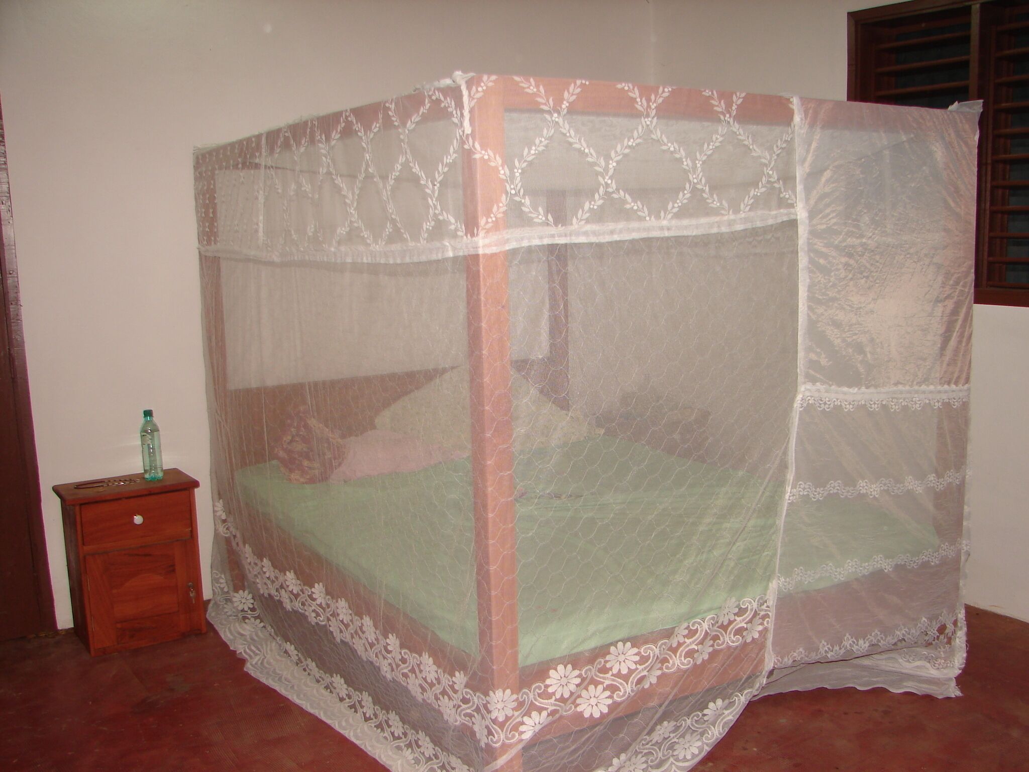 3 bedrooms, iron/ironing board, wheelchair access