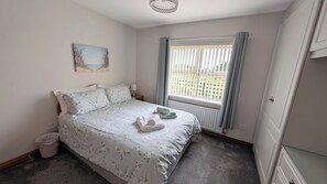 3 bedrooms, iron/ironing board, travel cot, free WiFi