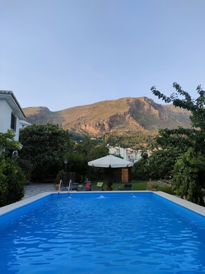 Piscina all'aperto