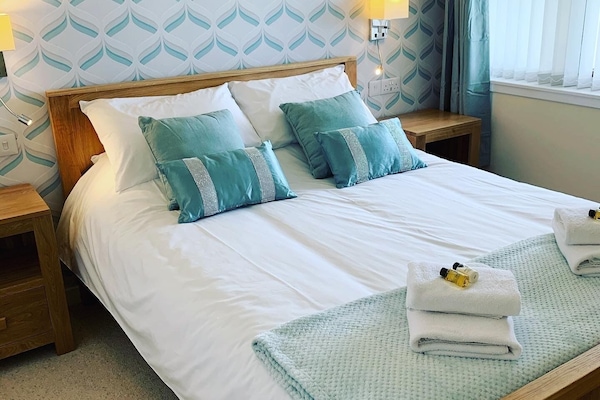 1 sovrum, strykjärn/strykbräda, wi-fi och sängkläder