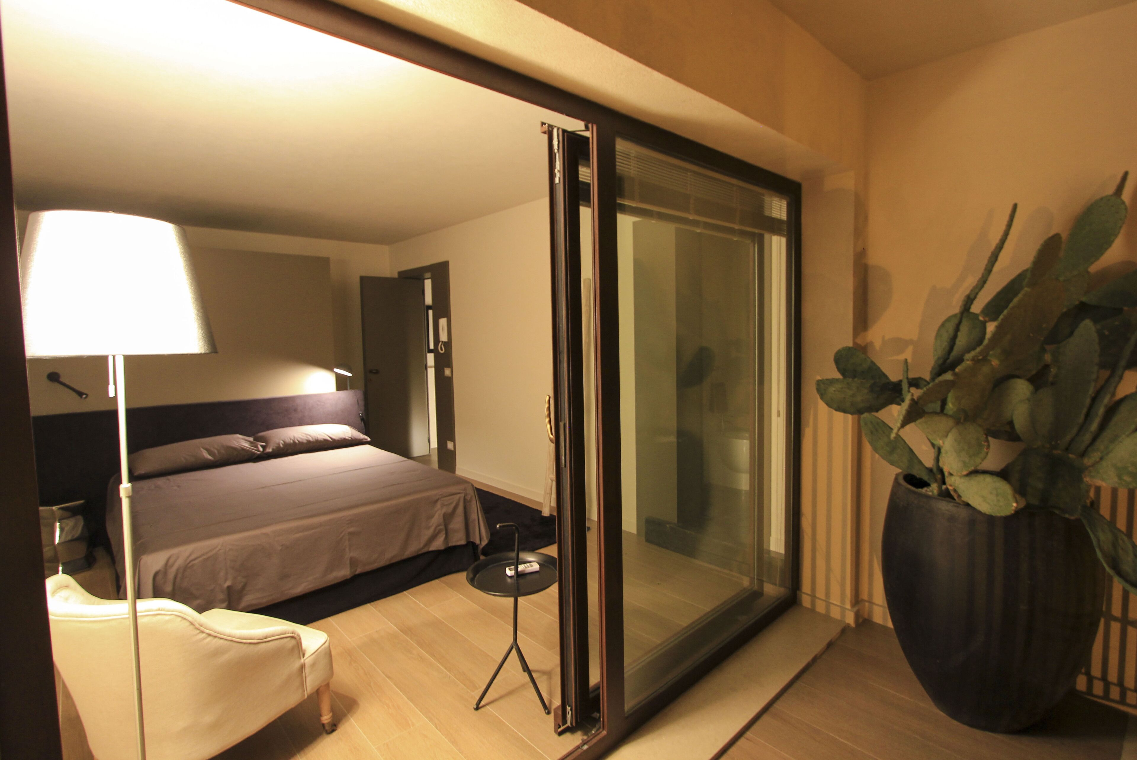 2 chambres, fer et planche à repasser, lit parapluie, Wi-Fi gratuit