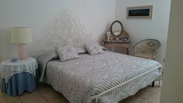 3 habitaciones, wifi gratis y ropa de cama