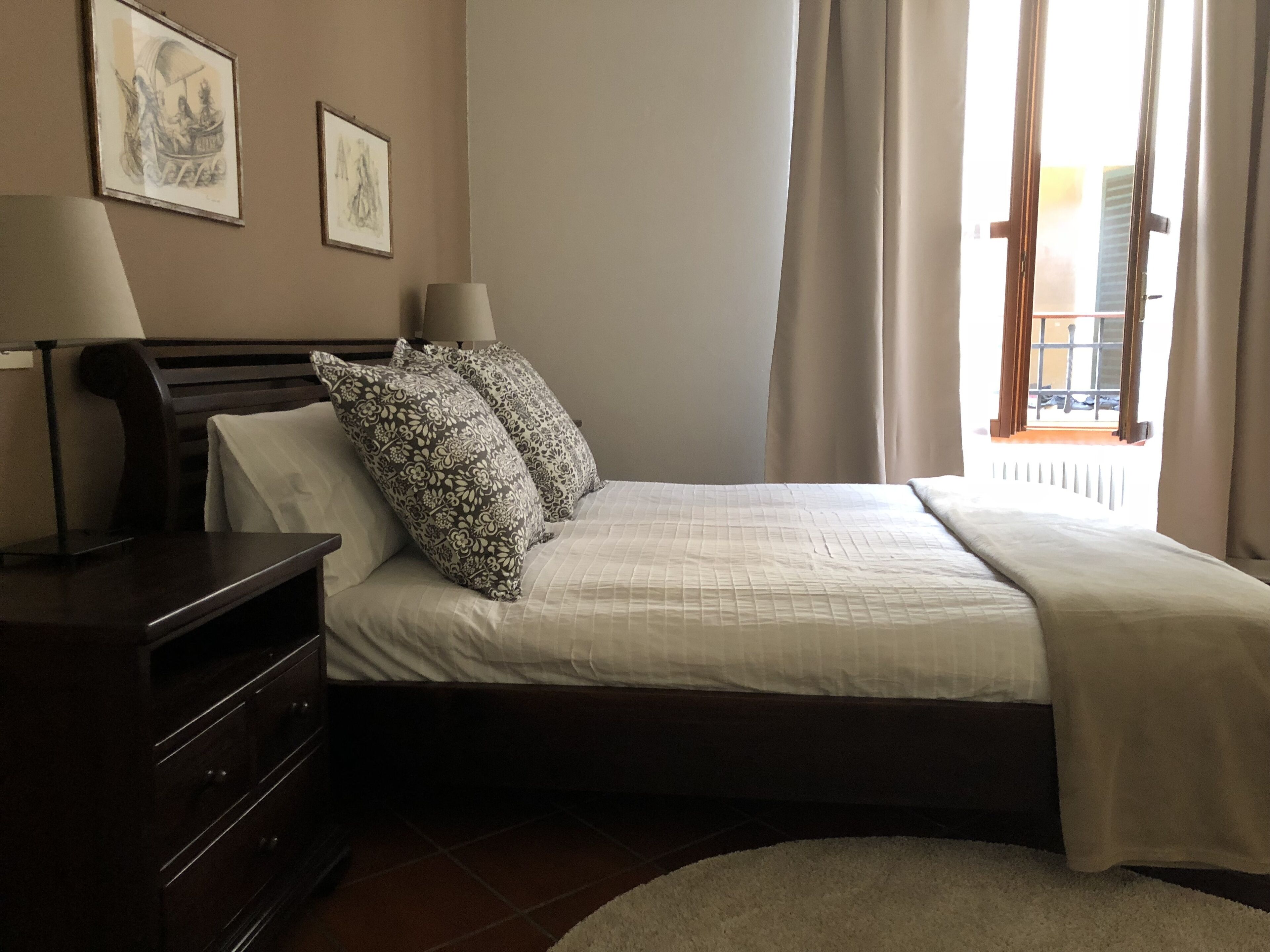 2 habitaciones y caja de seguridad en la habitación 