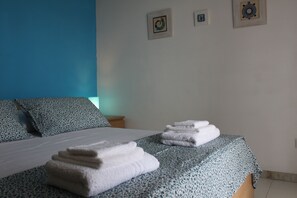2 bedrooms, iron/ironing board, free WiFi, bed sheets - BEACHSIDE VILLA: Apartment with terrace - Relaxing Getaway  (Santa Maria)