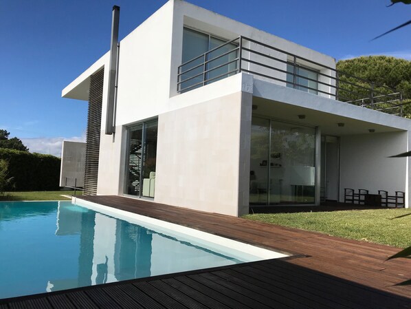 Pool - Pinheiro House (Aldeia do Meco Zone) (Sesimbra)