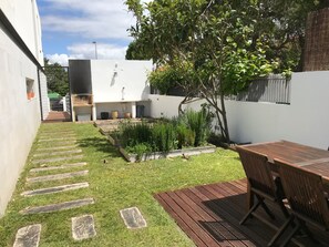 Property grounds - Pinheiro House (Aldeia do Meco Zone) (Sesimbra)