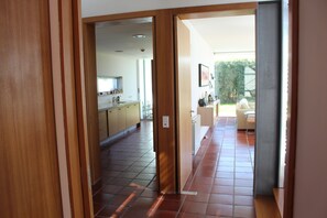 4 bedrooms, desk, iron/ironing board, Internet - Pinheiro House (Aldeia do Meco Zone) (Sesimbra)