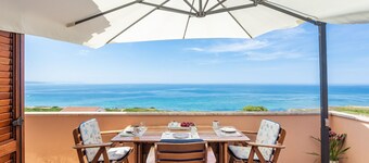 VELAMEIGA Boutique Apartment - Sea Sunset View Terrace and Free Private Parking