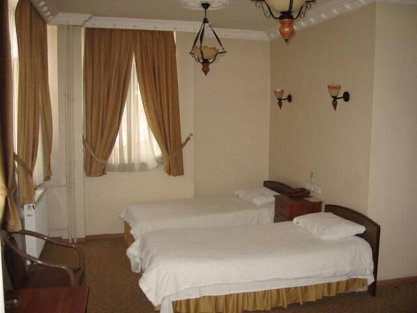 1 bedroom, desk, free WiFi, bed sheets - Atasayan Otel (Gebze)