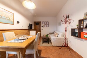 Interior - SMALL IRIS FLORENCE CENTER (Firenze)