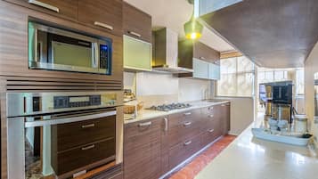 Refrigerador y microondas