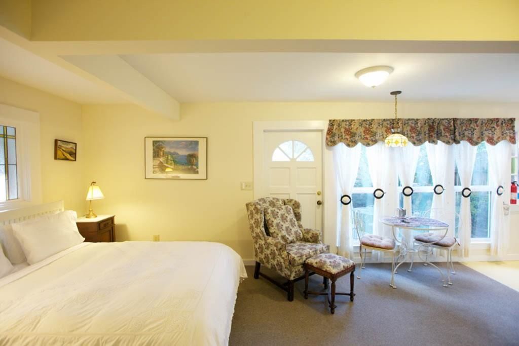 House, 1 Queen Bed (Del Mar Cottage) | Free WiFi