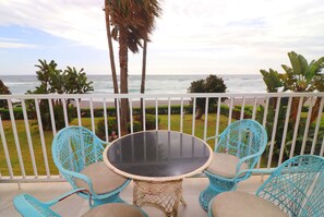 Outdoor dining - 1031 Apartment Jardines del Mar (Torrox Costa)