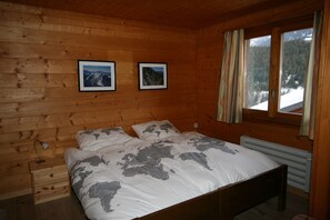 2 bedrooms, iron/ironing board, free WiFi - Detached chalet Valais, Switzerland, Valais, Fiesch (Fiesch)