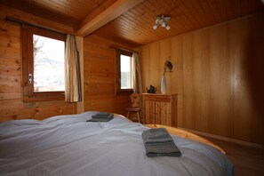 2 多间卧室、熨斗/熨衣板、免费 WiFi
