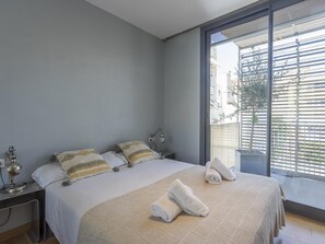 2 slaapkamers, een kluis op de kamer, een strijkplank/strijkijzer