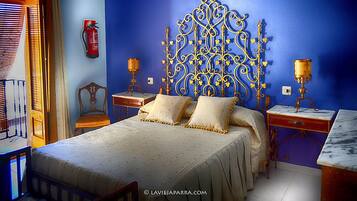 4 dormitorios, escritorio, tabla de planchar con plancha y wifi gratis