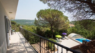 Villa Valex offers everything you need for a relaxing holiday in the sun