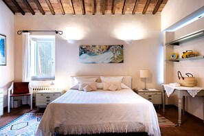 3 habitaciones, tabla de planchar con plancha y wifi gratis 