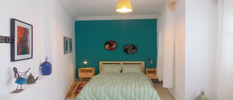 2 bedrooms