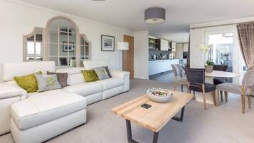 TV, DVD player, offices