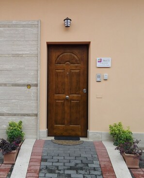 Exterior detail - L'Angoletto casavacanze  (Ciampino)