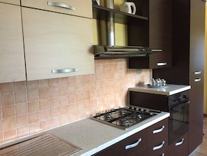 Fridge, oven, stovetop, dishwasher - AMAZING LAKE VIEW FROM A COZY APARTMENT (Argegno)