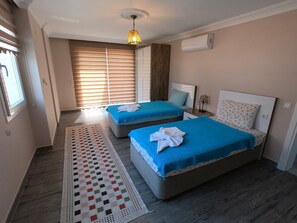 4 bedrooms, iron/ironing board, free WiFi, bed sheets