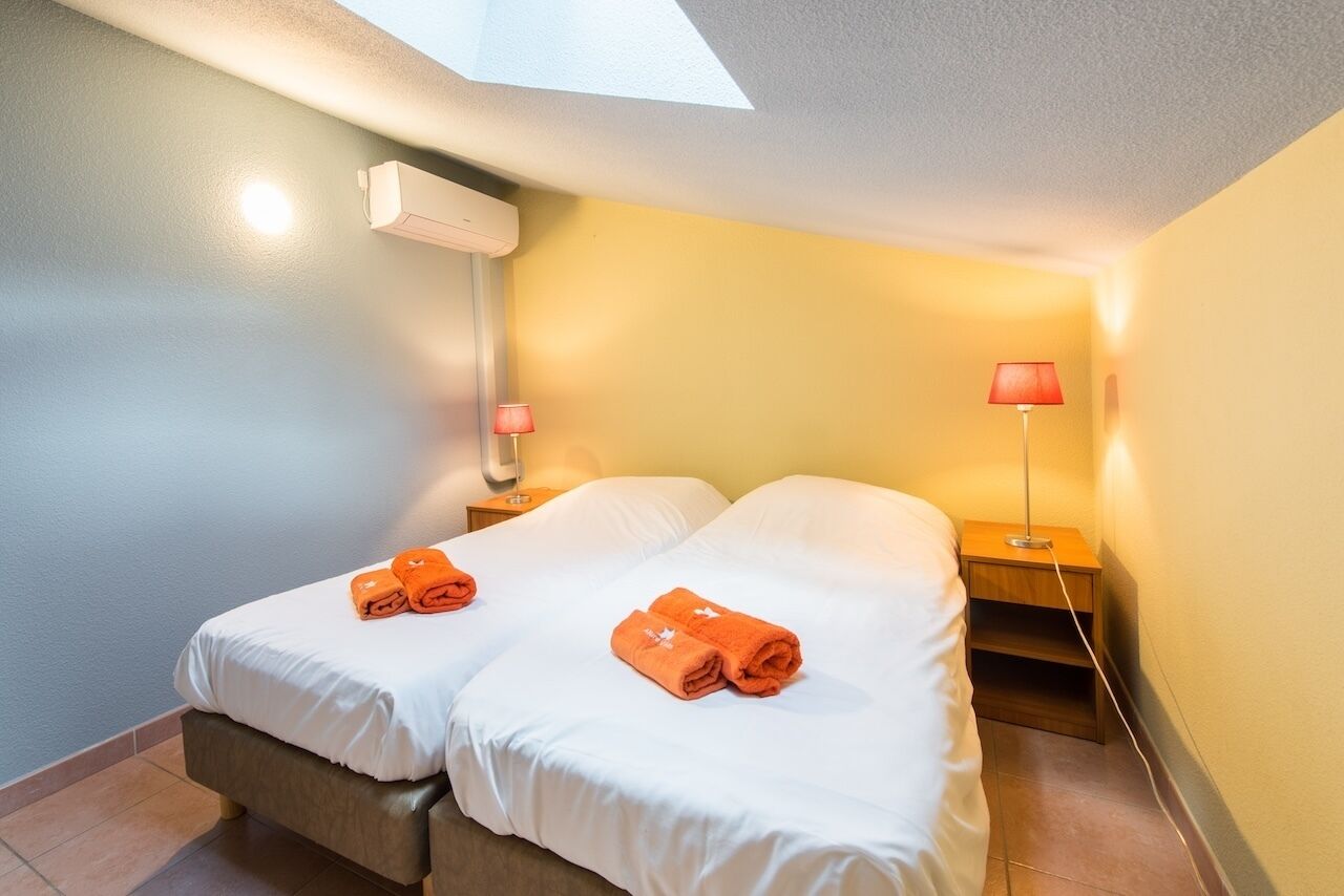 4 室のベッドルーム、WiFi