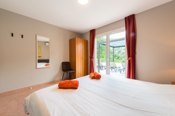 4 habitaciones y wifi