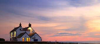 Neptune Cottage Whitstable; 3 roms hytte, vakker hage; 5 min strand.  