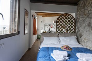 7 Schlafzimmer, Reisekinderbett, WLAN, Bettwäsche