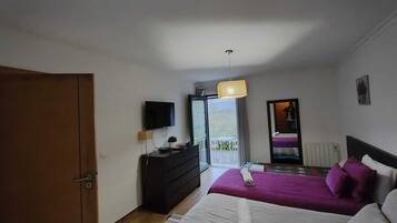 2 bedrooms, desk, soundproofing, iron/ironing board