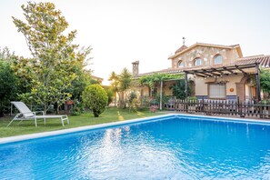 Piscina a l'aire lliure 
