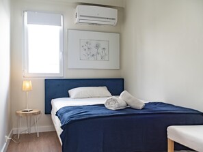 3 chambres, fer et planche à repasser, accès Internet, draps fournis