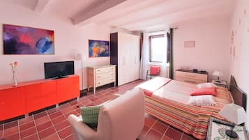 1 camera, Wi-Fi, lenzuola