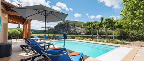 室外泳池、暖水池