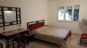 1 habitación y ropa de cama 