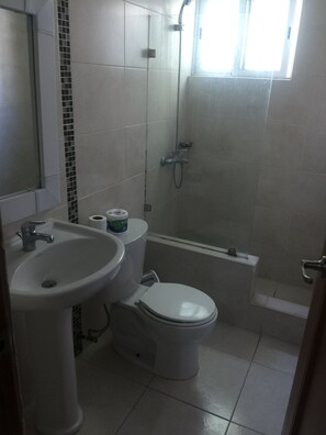 Towels - Catalan towers furnished apartment  (Santo Domingo Este)