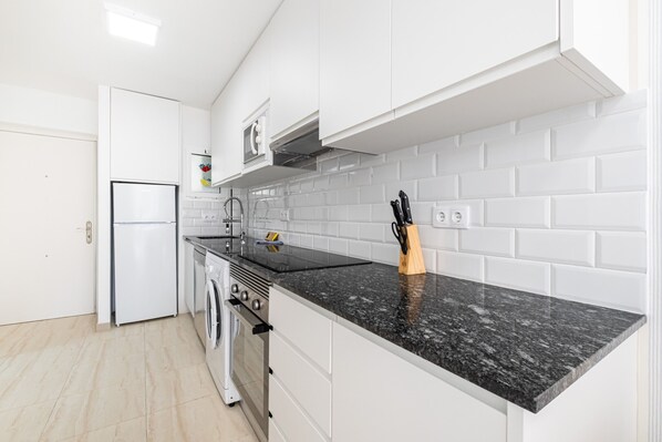 Fridge, microwave, oven, dishwasher