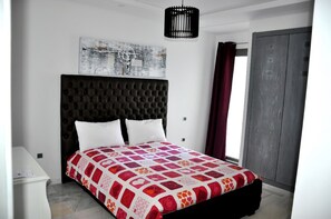 2 Schlafzimmer, Bügeleisen/Bügelbrett, Bettwäsche